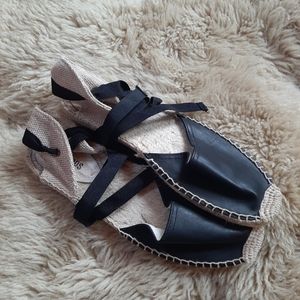 Soludos black wrap sandals